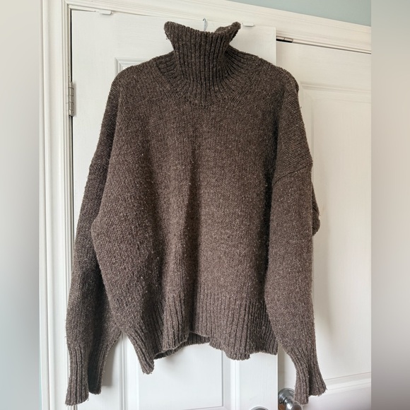 Babaa Sweaters - Babaa No. 17 Jumper - Oak - oversized 100% wool turtleneck sweater